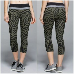 Lululemon detailed crop